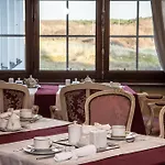 Les Hirondelles 3* De Haan