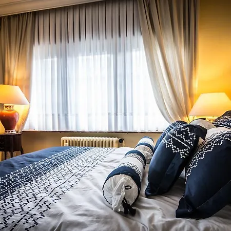 Les Hirondelles Bed & Breakfast De Haan