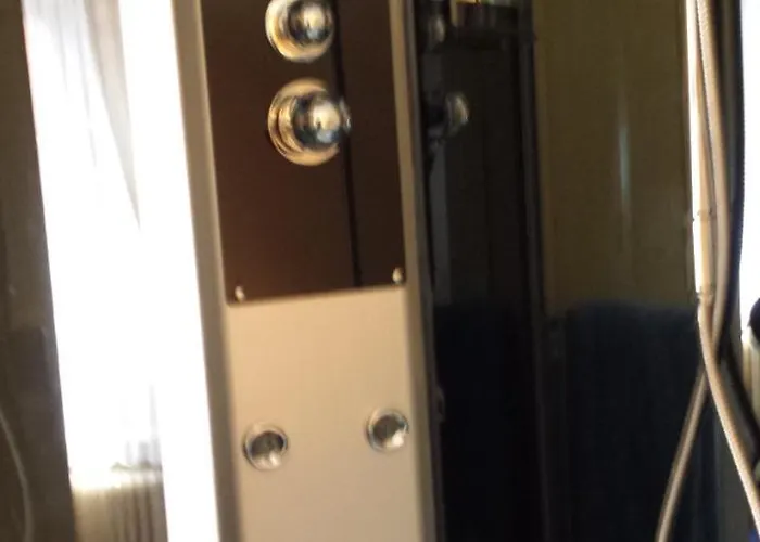 Les Hirondelles Le Coq